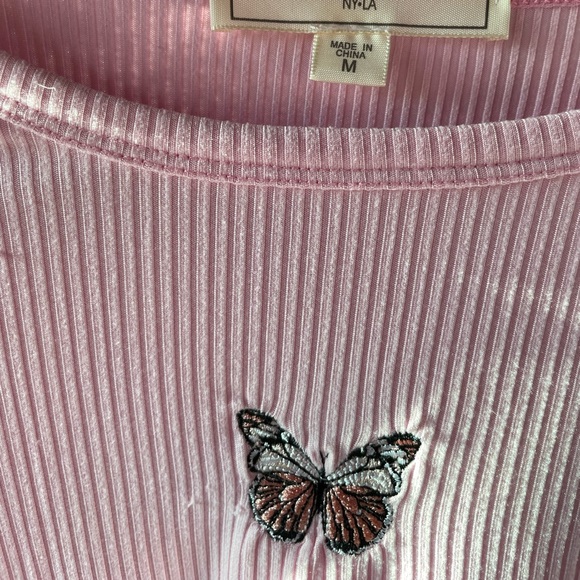 No comment NY-LA pink cute butterfly shirt Size Juniors Medium - Picture 5 of 6